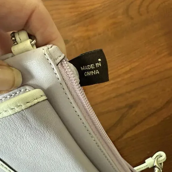 VTG Coach Wristlet Wallet Bag Envelope Clutch Lavender/Lilac Leather W/Dustbag - Picture 7 of 9